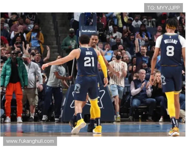 莫兰特轰下19分8助攻马图林空砍26分灰熊主场发威轻取步行者 莫兰特轰下19分8助攻马图林空砍26分灰熊主场发威轻取步行者